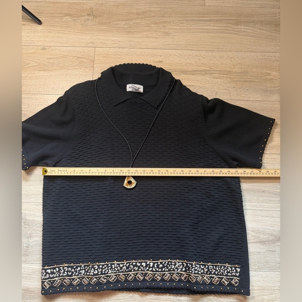 Alfred Dunner 3X Black Textured Knit Tunic Gold Embroidered Hem Plus Size Top - Picture 8 of 11